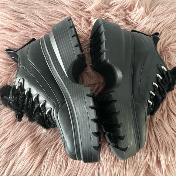 Black Women's Platform Sneakers - Picture 7 of 10